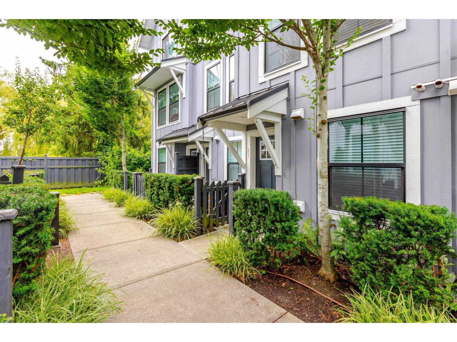 Photo 2 of 21 5945 176 A Street, Surrey BC