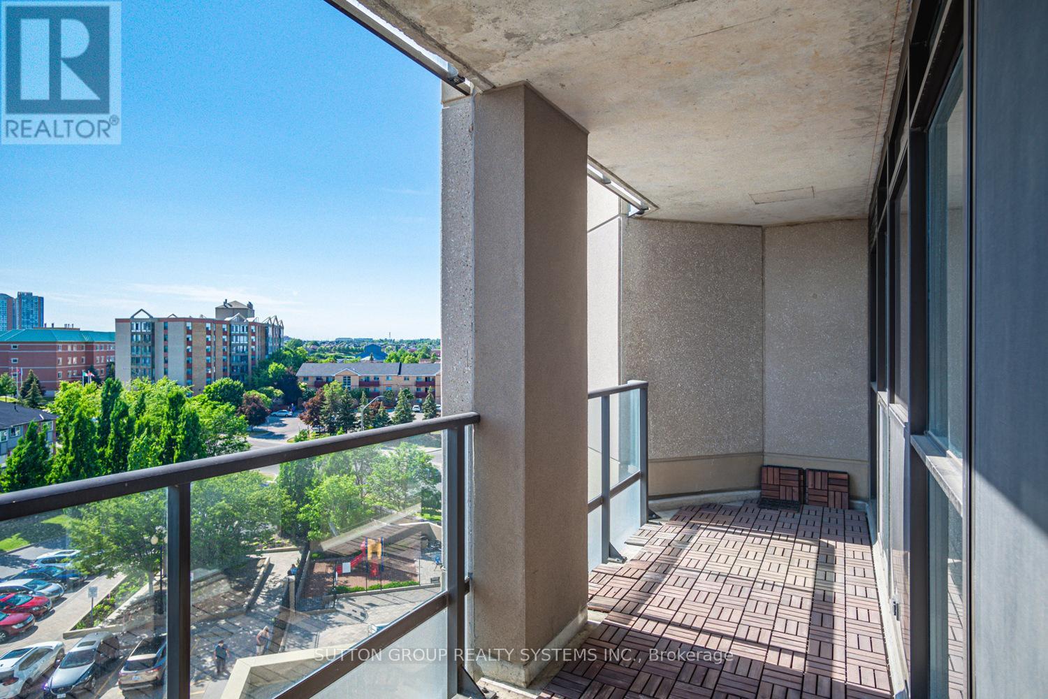Photo 18 of 608 220 Forum Drive, Mississauga ON