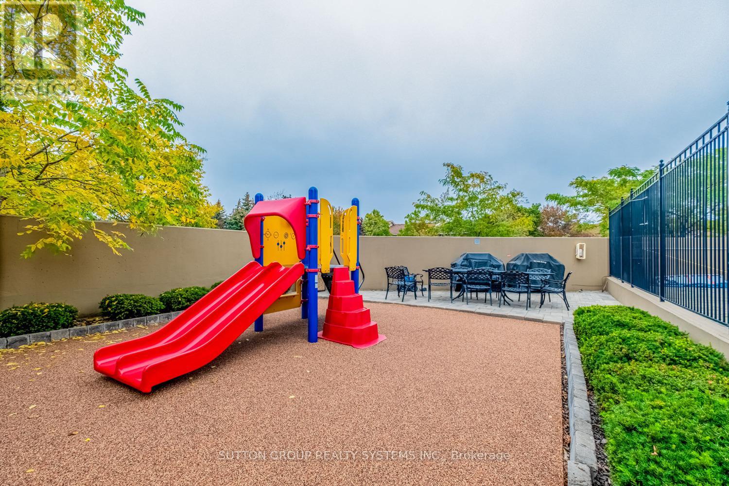 Photo 25 of 608 220 Forum Drive, Mississauga ON