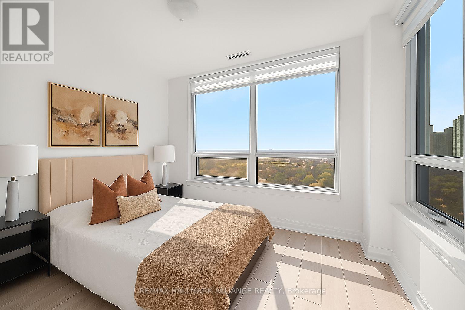 Photo 13 of 1209 36 Elm Drive W, Mississauga ON