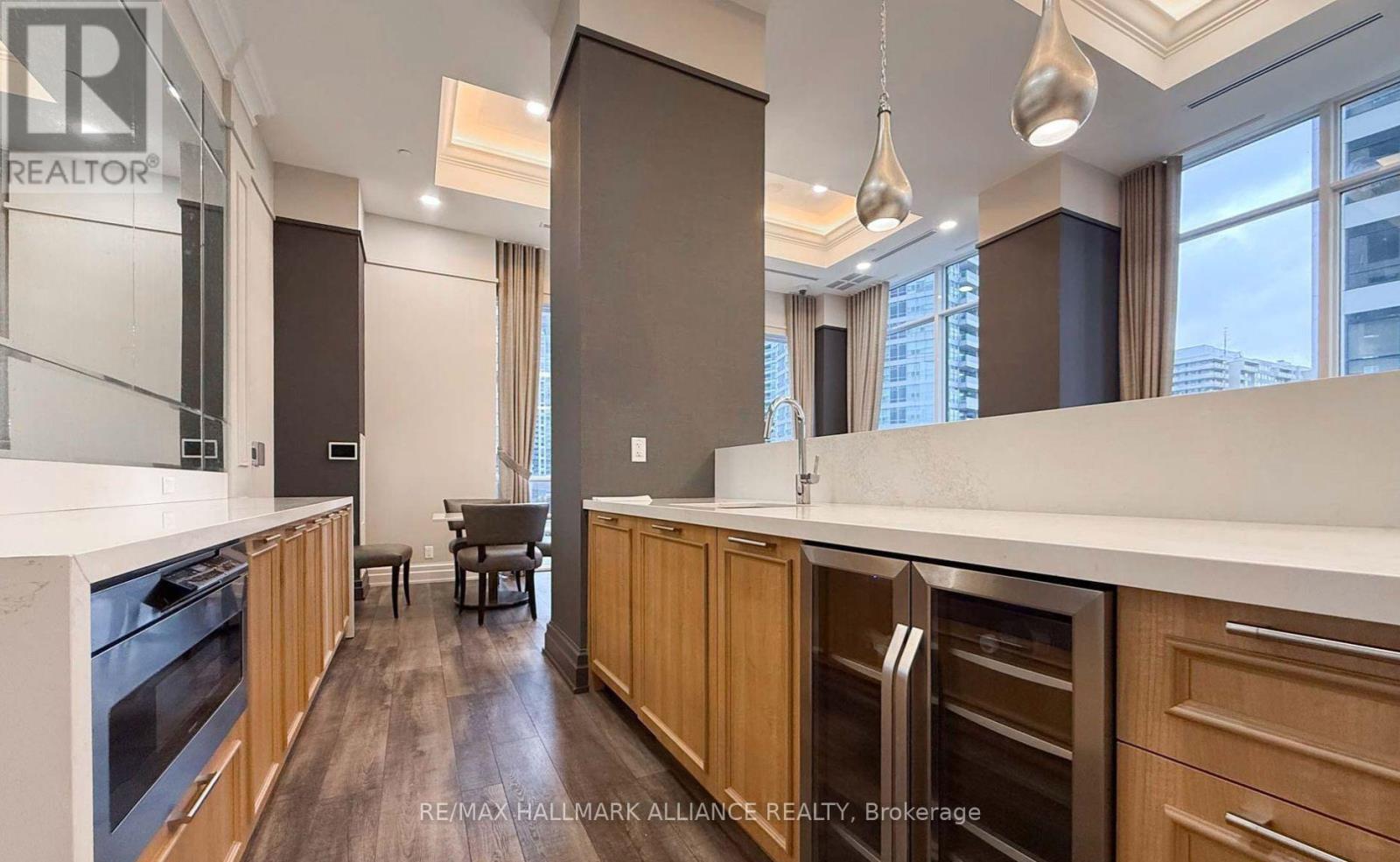 Photo 20 of 1209 36 Elm Drive W, Mississauga ON