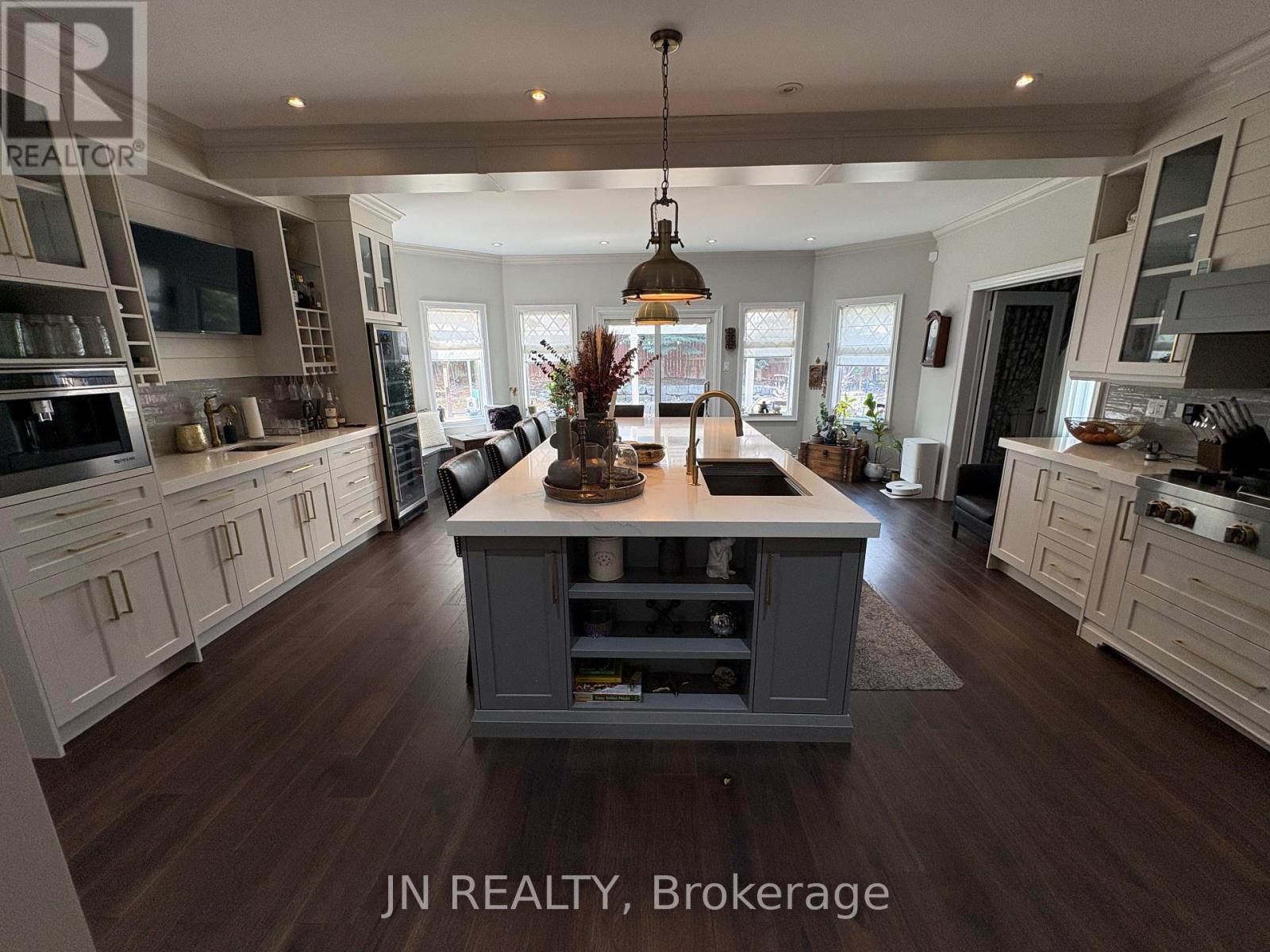 Photo 12 of 77 Colonel Bertram Road, Brampton ON