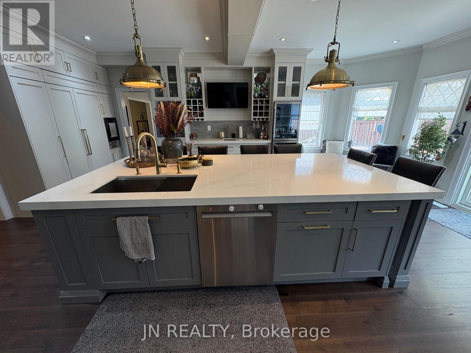 Photo 14 of 77 Colonel Bertram Road, Brampton ON