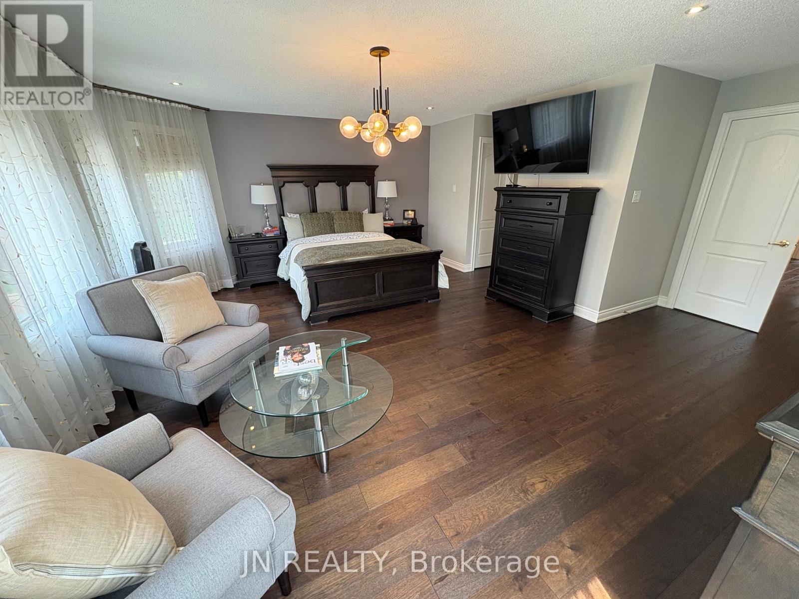 Photo 23 of 77 Colonel Bertram Road, Brampton ON