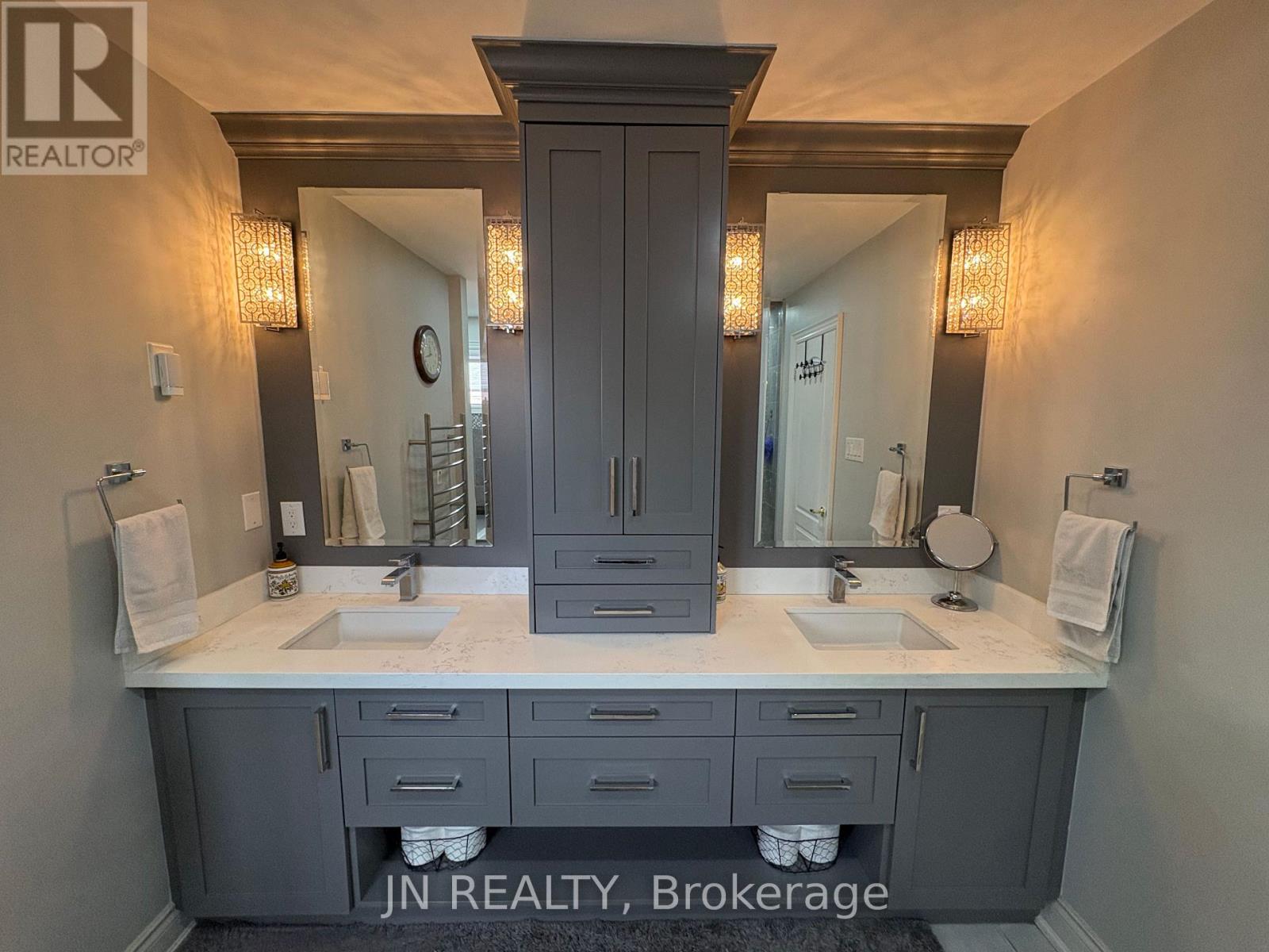 Photo 25 of 77 Colonel Bertram Road, Brampton ON