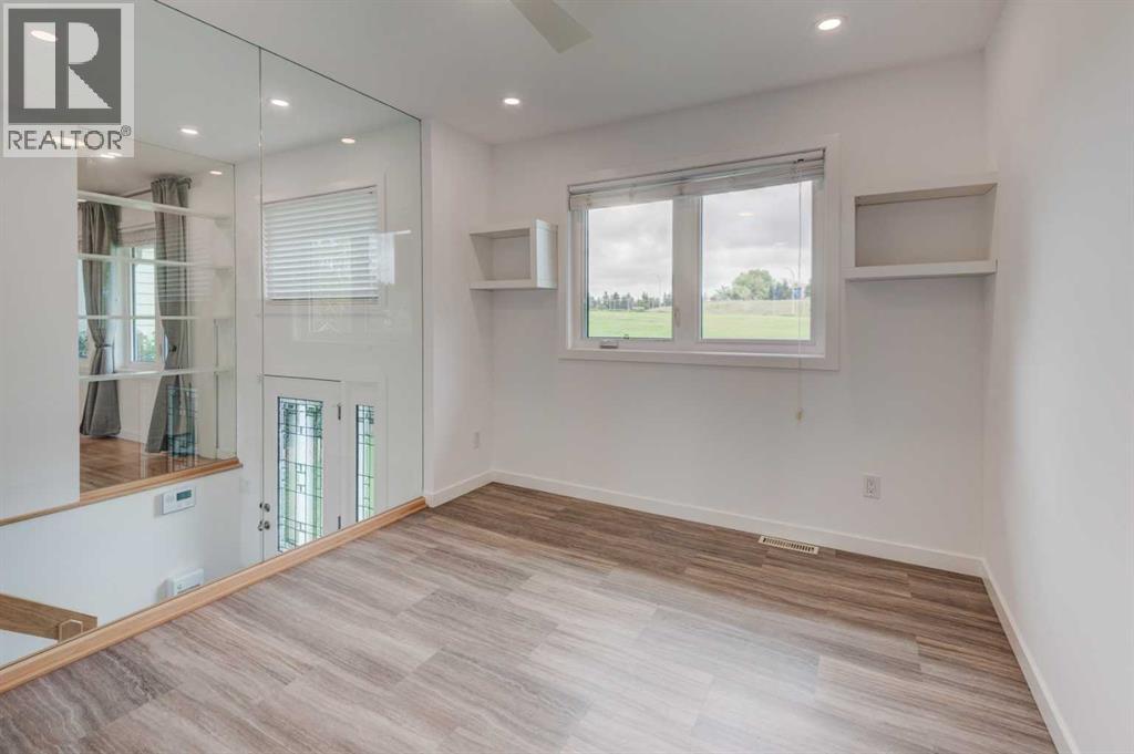 Single Family House Bi-level for Sale in  Selkirk Drive SW Southwood Calgary 