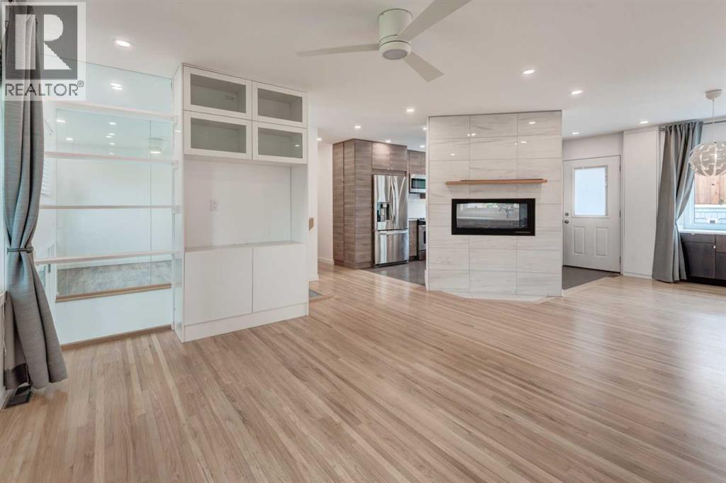 Single Family House Bi-level for Sale in  Selkirk Drive SW Southwood Calgary 