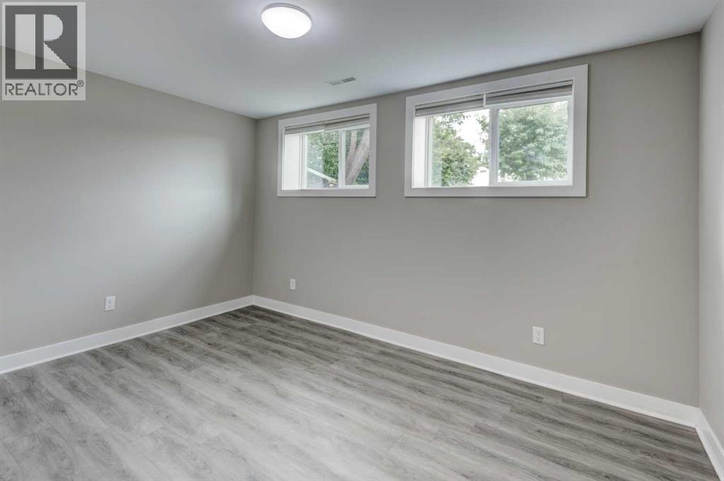 Single Family House Bi-level for Sale in  Selkirk Drive SW Southwood Calgary 