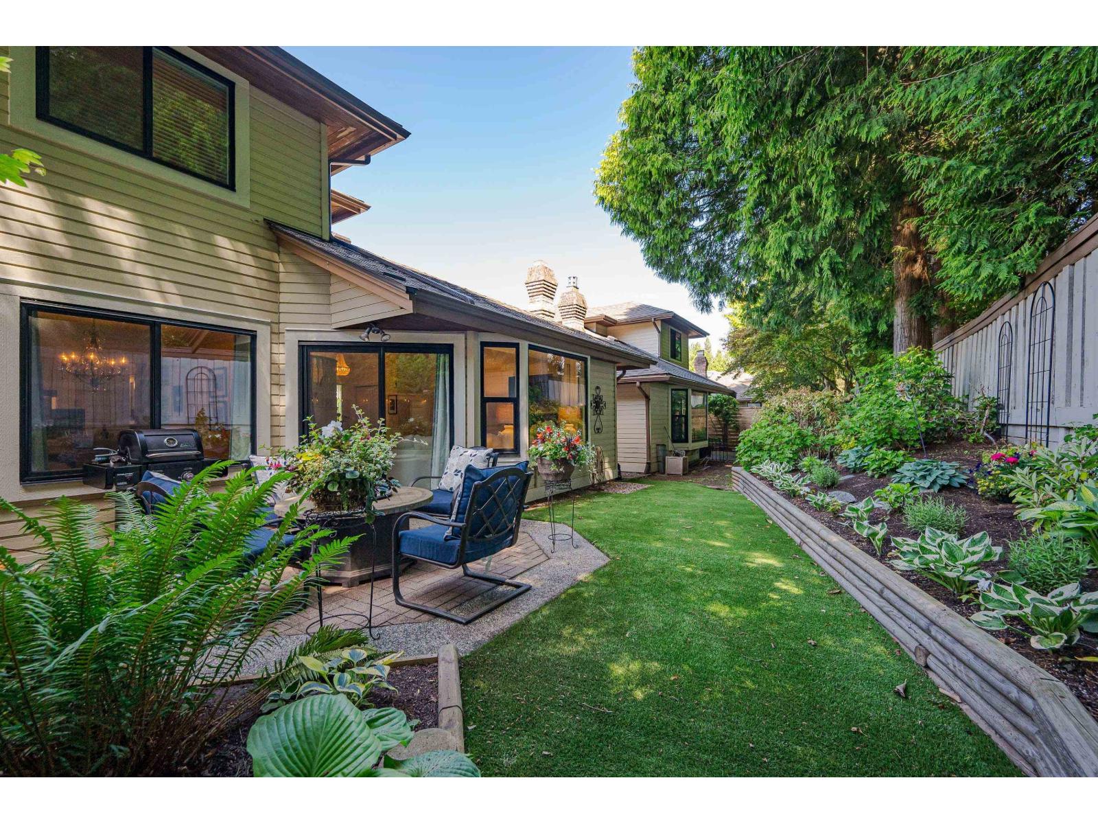 2 1830 SOUTHMERE CRESCENT, Surrey