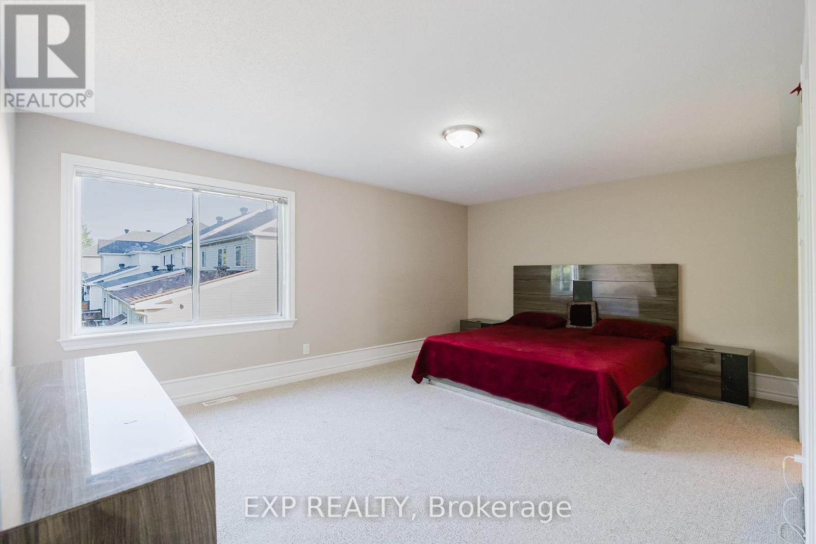 Photo 14 of 263 Deercroft Avenue, Ottawa ON