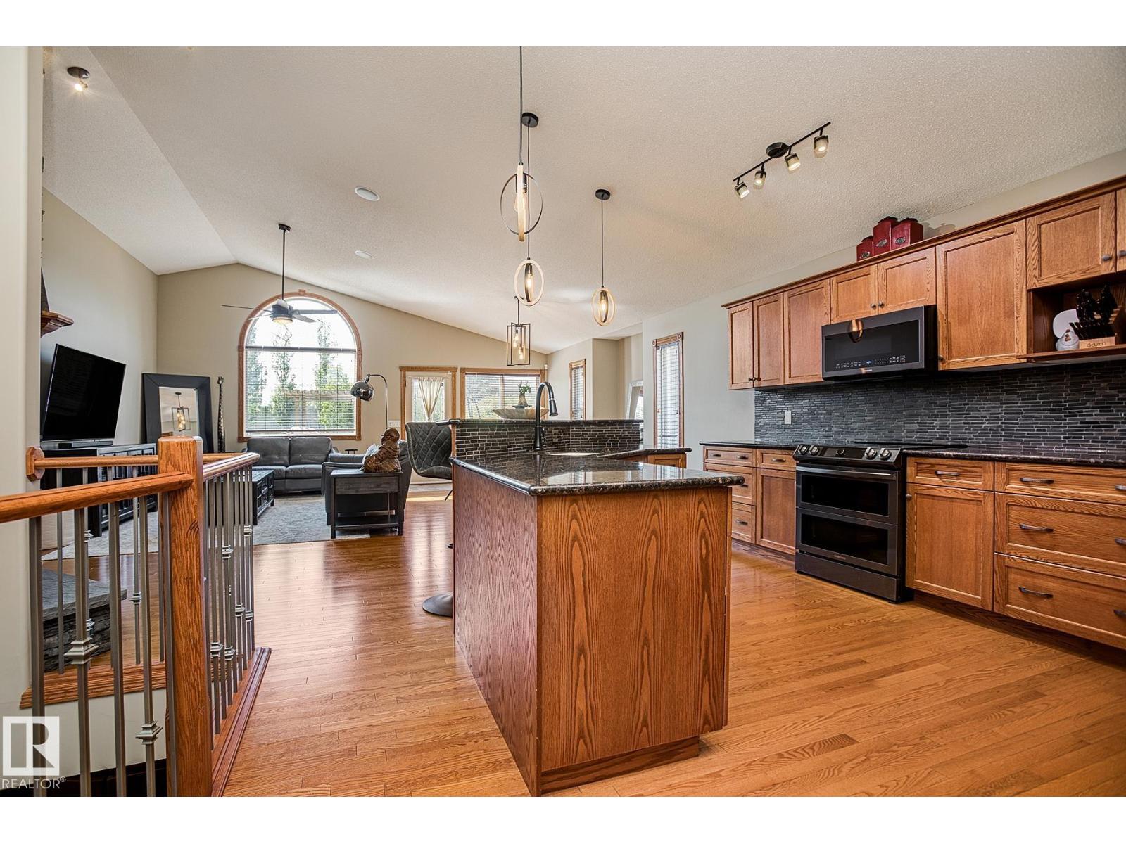Photo 16 of 62 Greenfield Wd, Fort Saskatchewan AB