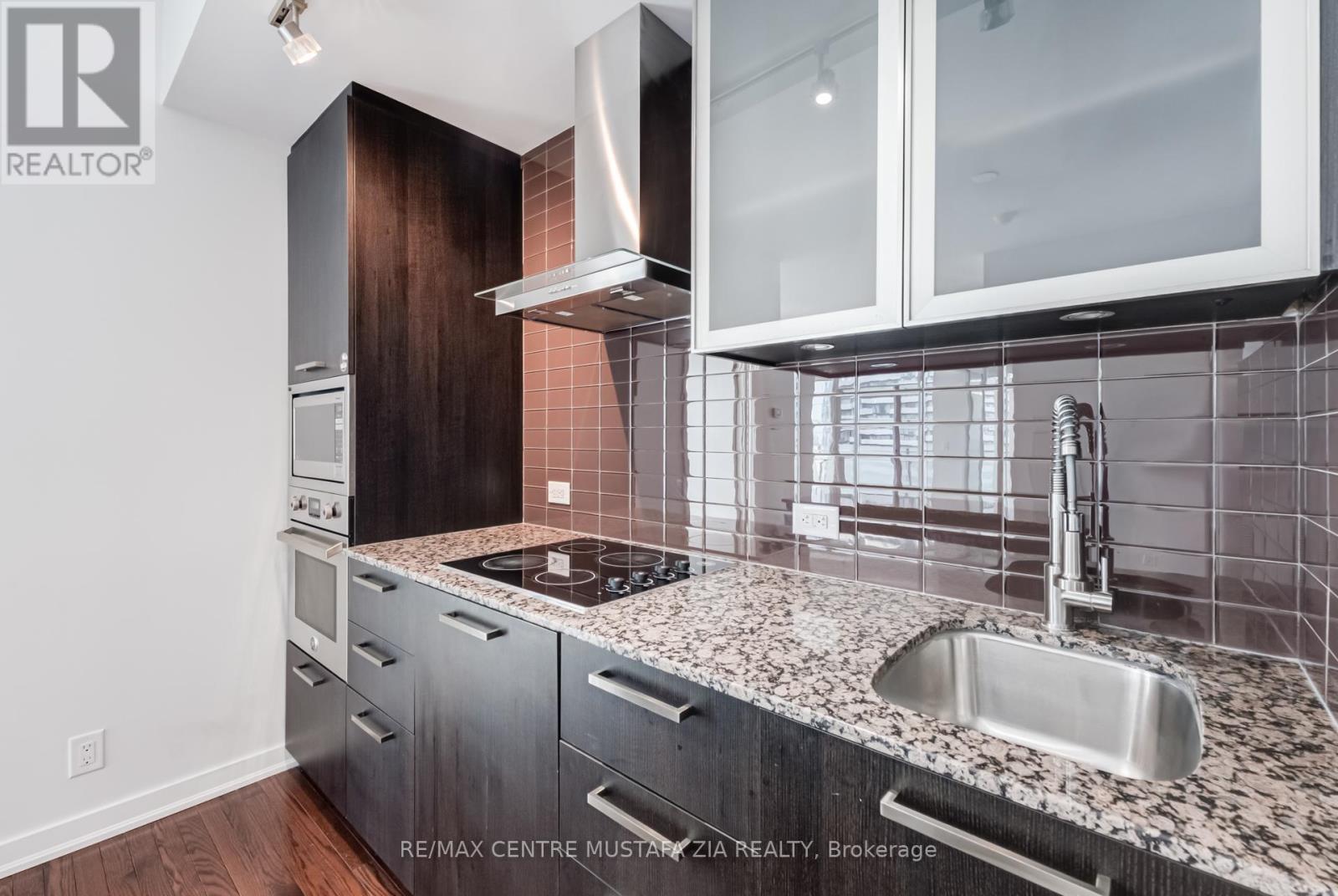 Photo 11 of 2402 14 York Street, Toronto ON