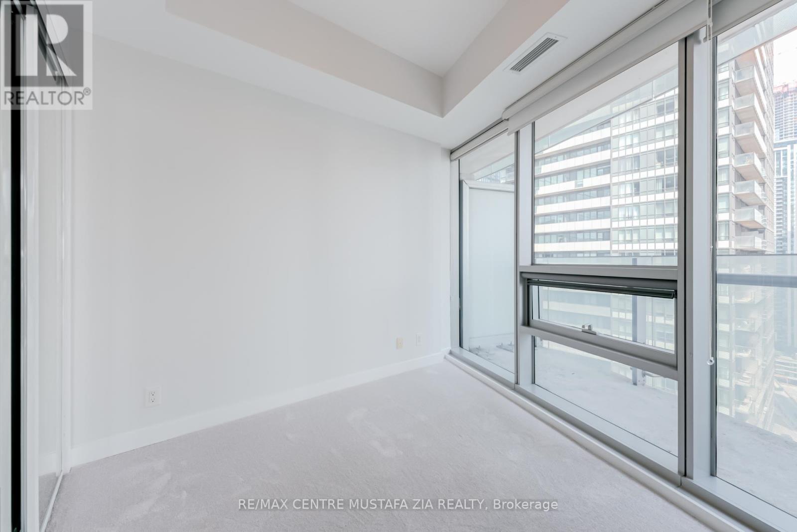 Photo 15 of 2402 14 York Street, Toronto ON