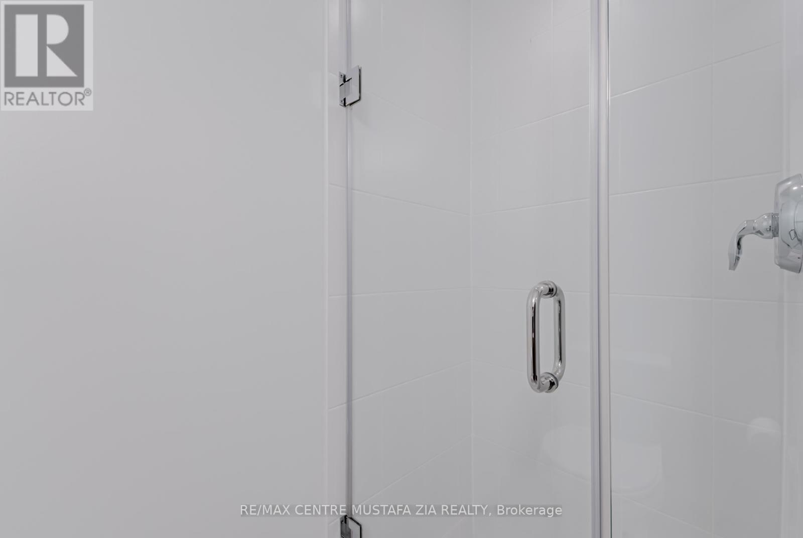 Photo 27 of 2402 14 York Street, Toronto ON