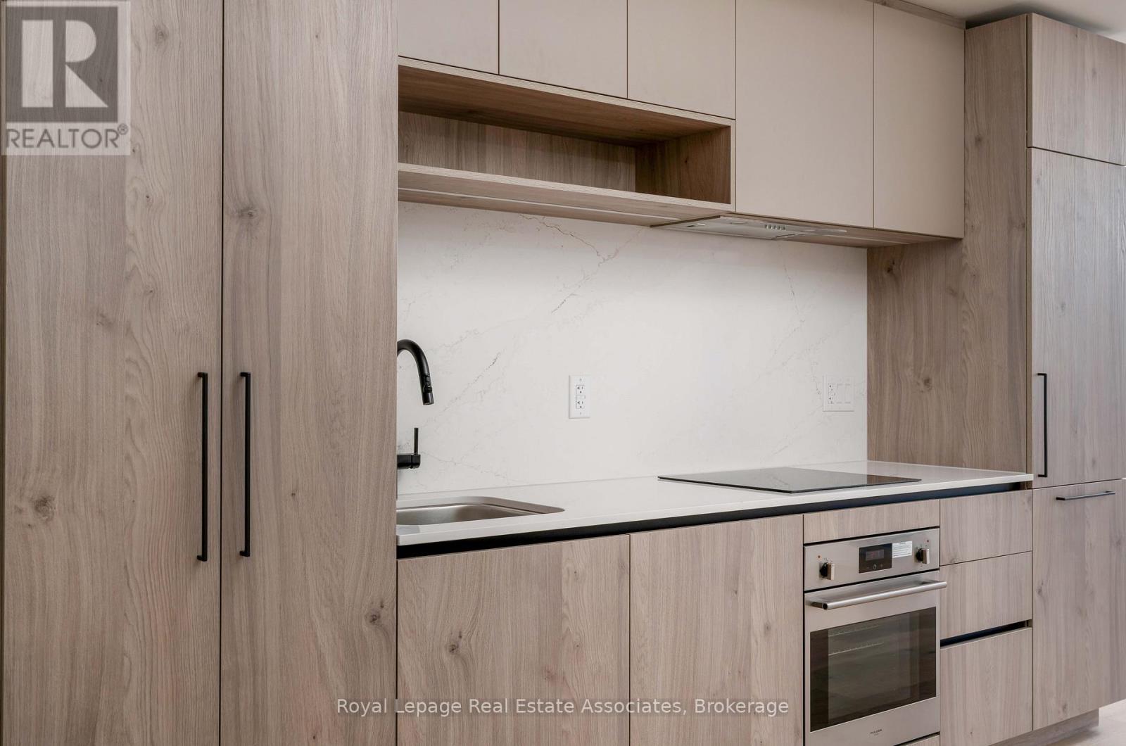 Photo 7 of 1105 181 Sterling Road, Toronto ON