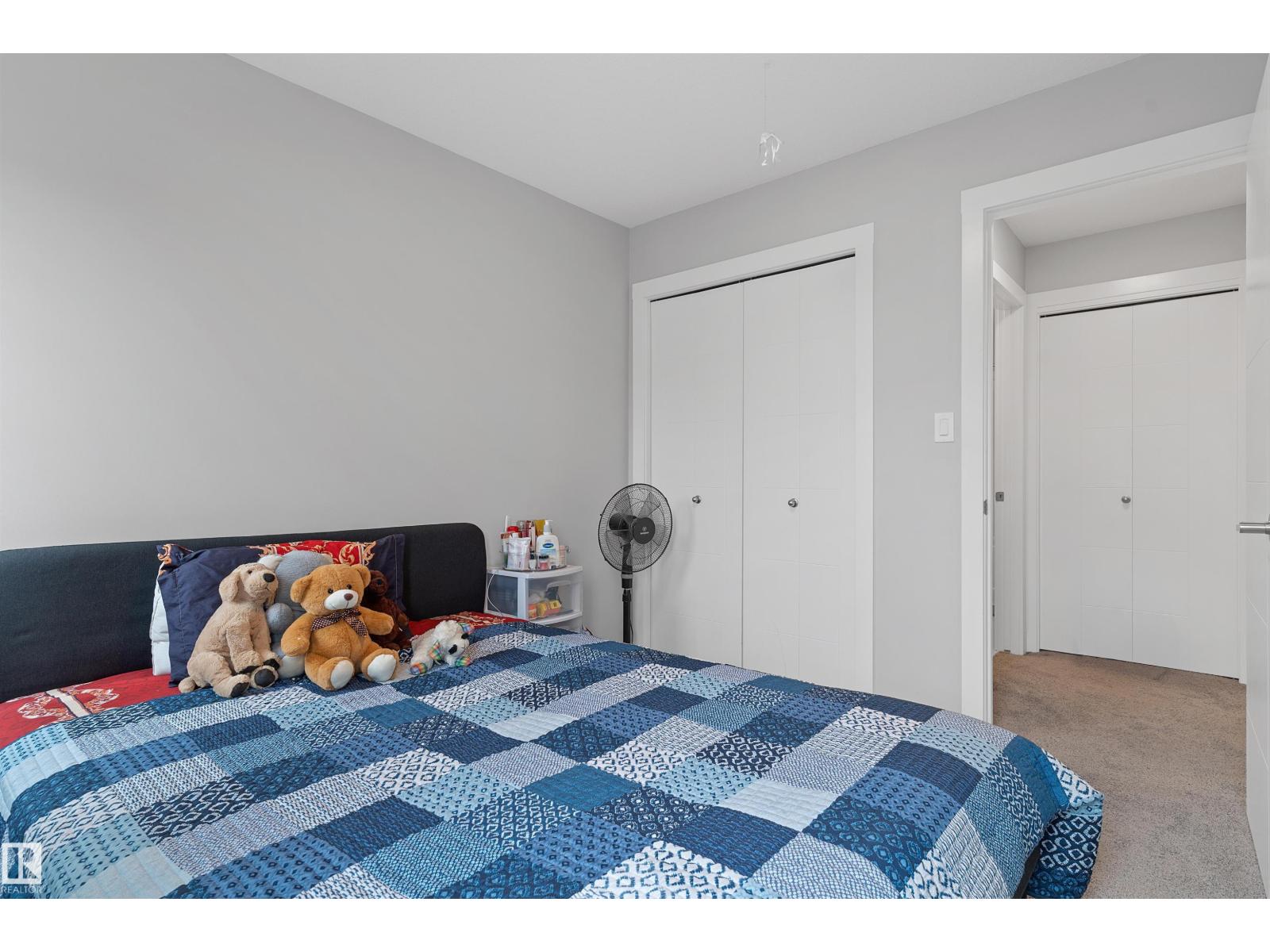 Photo 24 of 70 6905 25 Av Sw, Edmonton AB