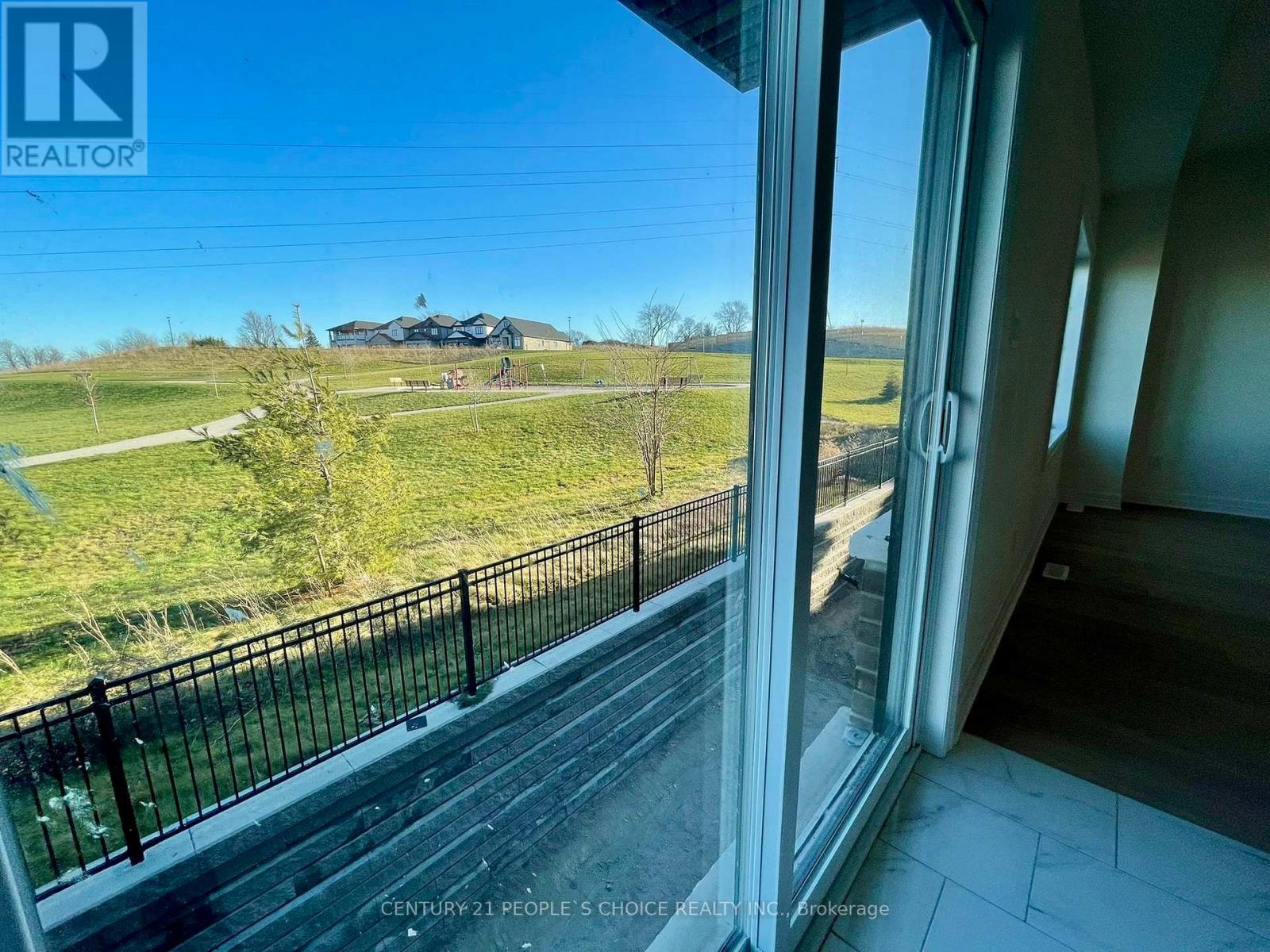 Photo 21 of 45 2610 Kettering Place, London South ON