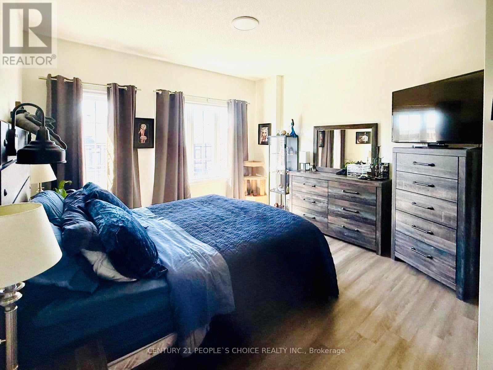 Photo 25 of 45 2610 Kettering Place, London South ON