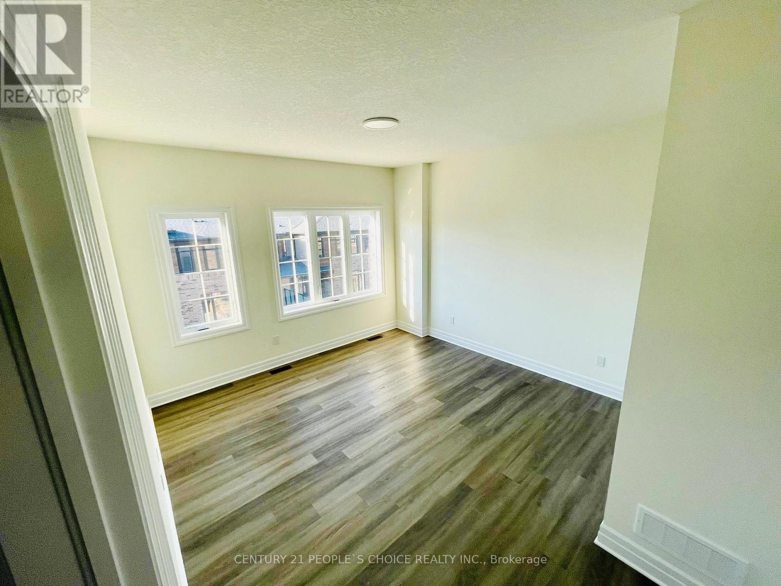 Photo 23 of 45 2610 Kettering Place, London South ON