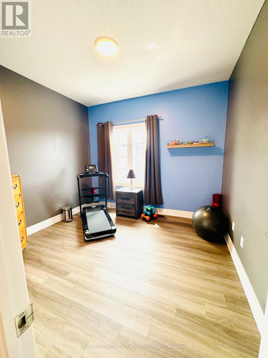 Photo 29 of 45 2610 Kettering Place, London South ON