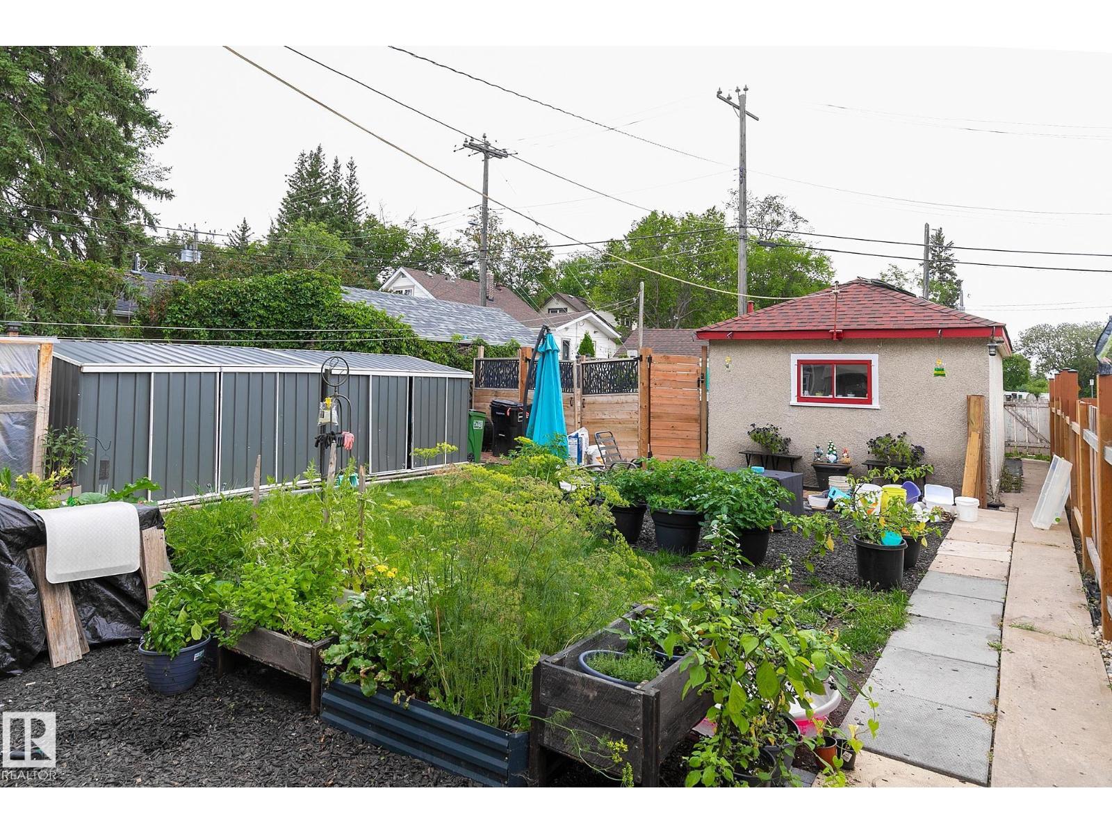 Photo 26 of 7611 112 S Av Nw, Edmonton AB