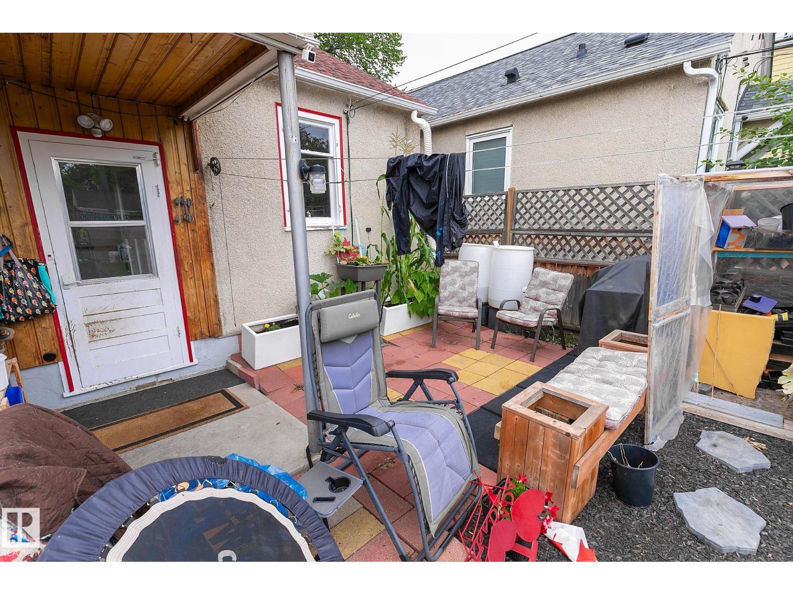 Photo 32 of 7611 112 S Av Nw, Edmonton AB