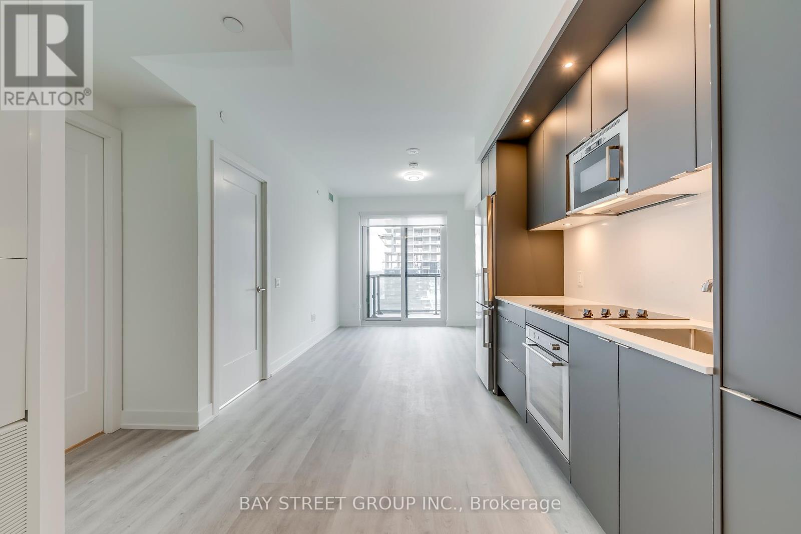 Photo 12 of 3001 30 Inn On The Park Drive, Toronto ON