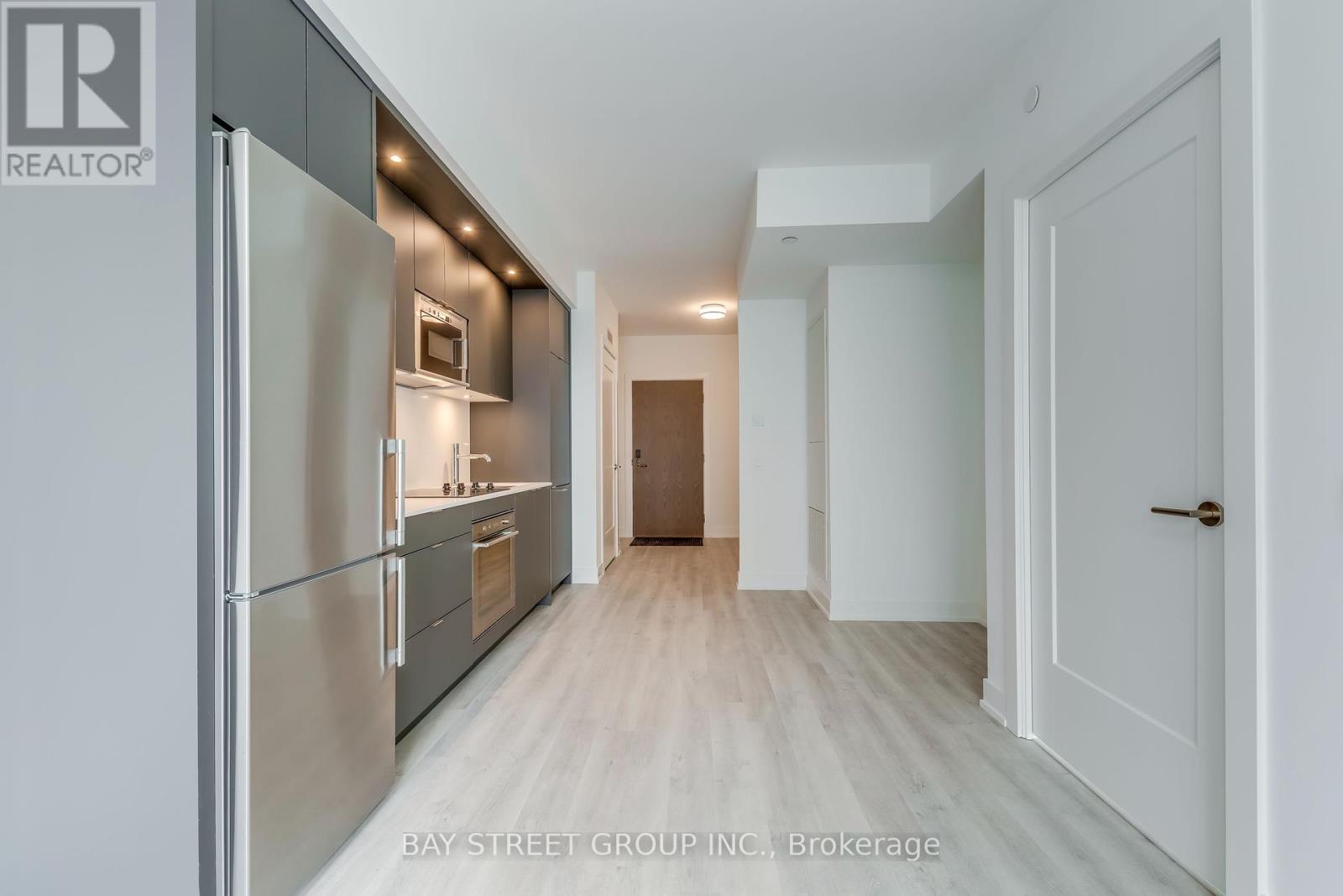 Photo 16 of 3001 30 Inn On The Park Drive, Toronto ON