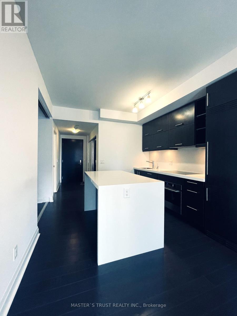 Photo 12 of 1109 1080 Bay Street, Toronto ON