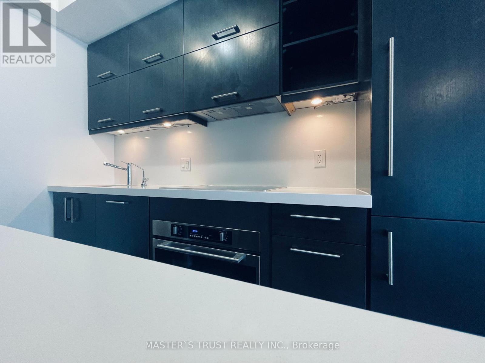 Photo 16 of 1109 1080 Bay Street, Toronto ON