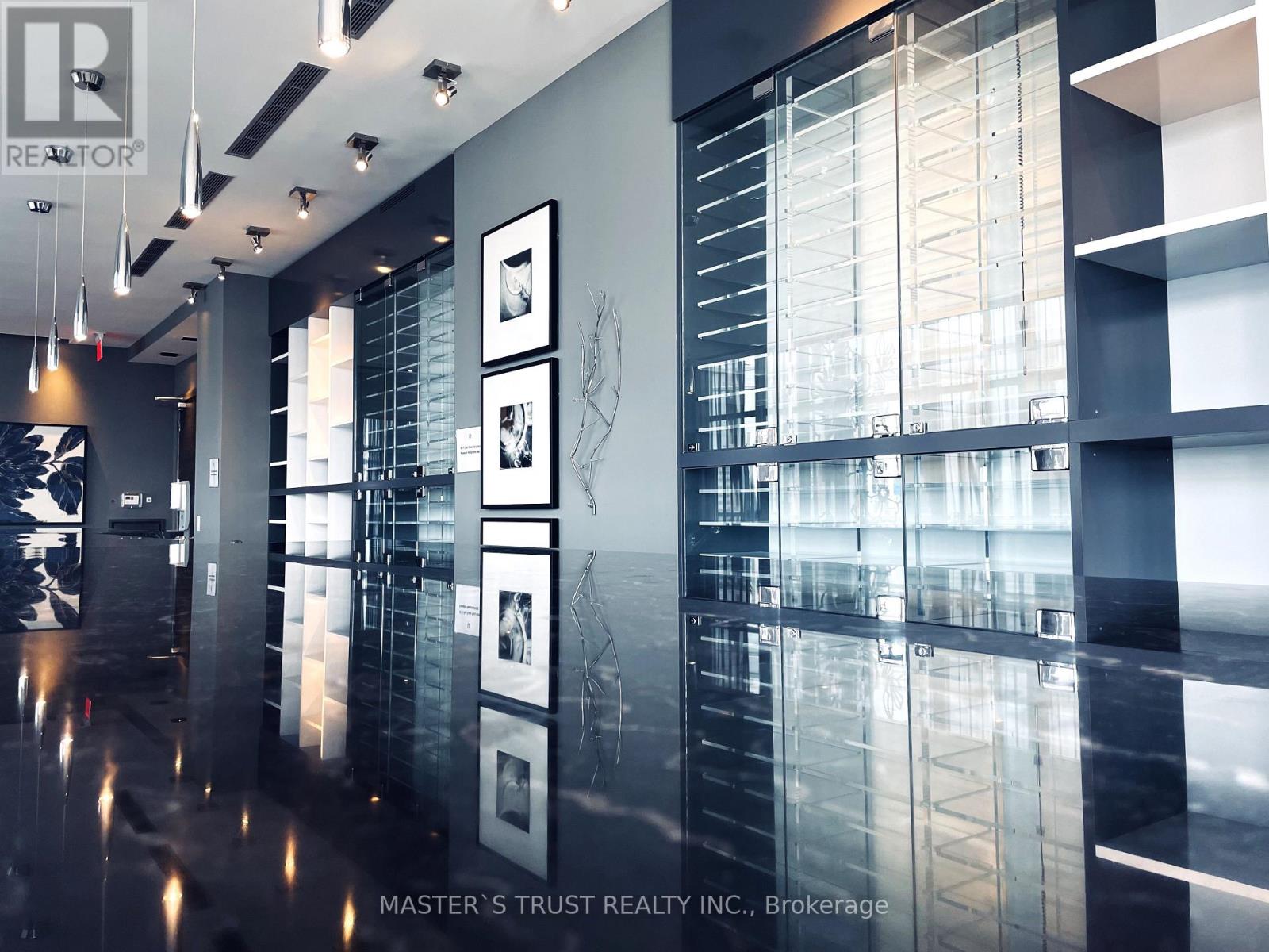 Photo 26 of 1109 1080 Bay Street, Toronto ON