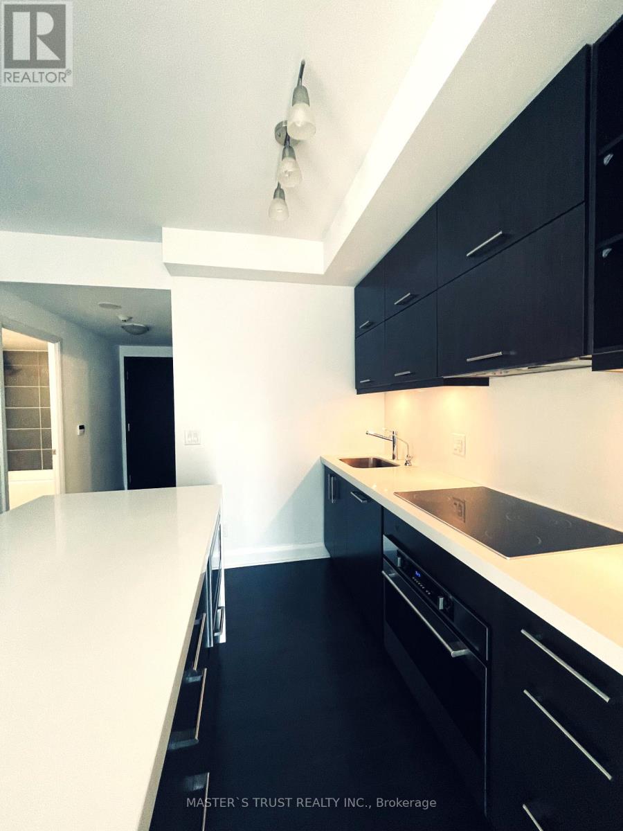 Photo 6 of 1109 1080 Bay Street, Toronto ON