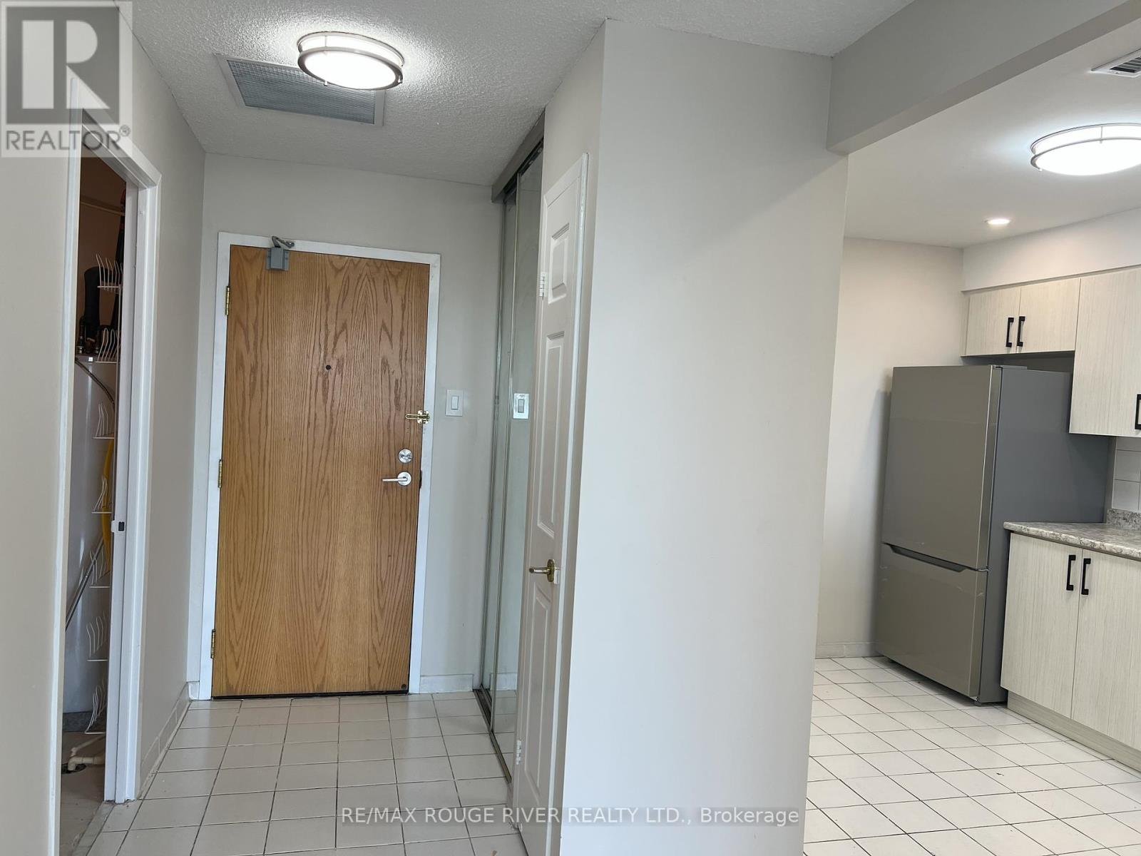 Photo 7 of 1511 4727 Sheppard Avenue E, Toronto ON
