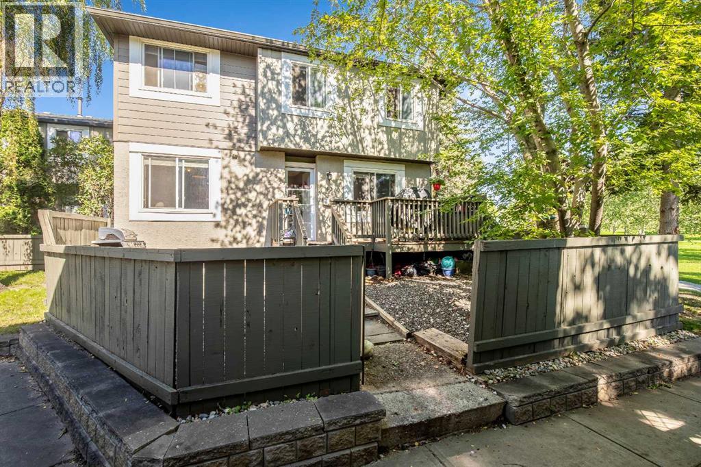49, 4936 DALTON Drive NW, Calgary, Alberta