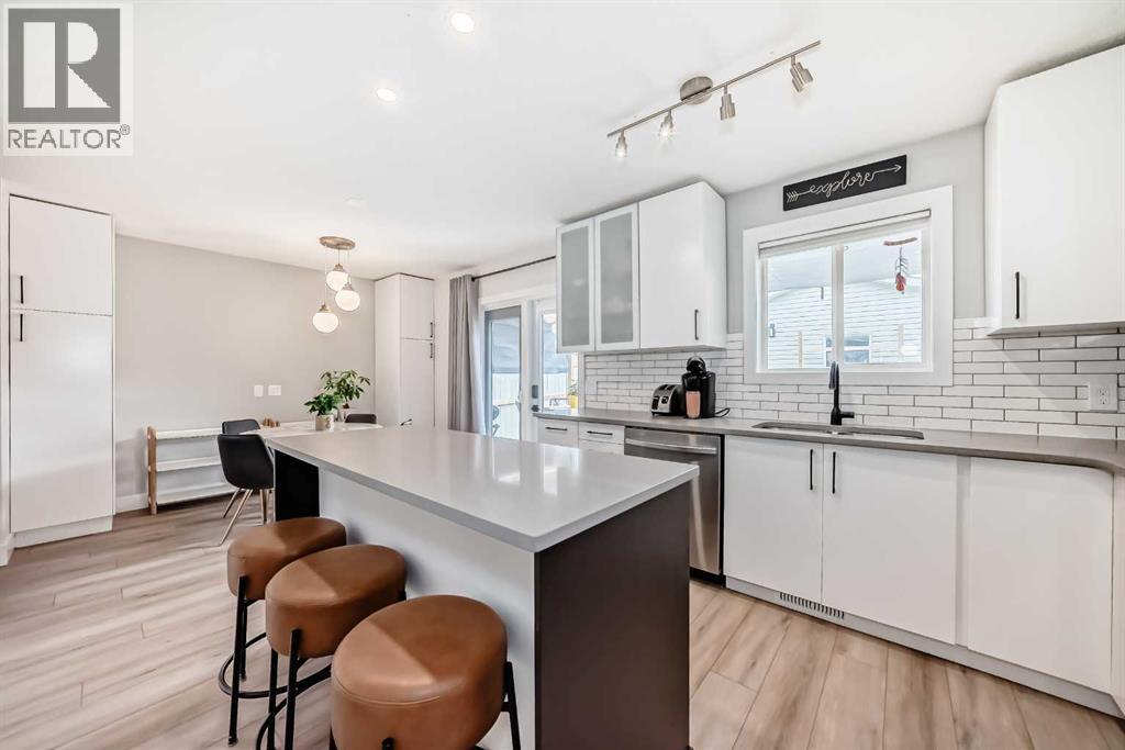 Single Family House for Sale in  Bridleglen Park SW Bridlewood Calgary 