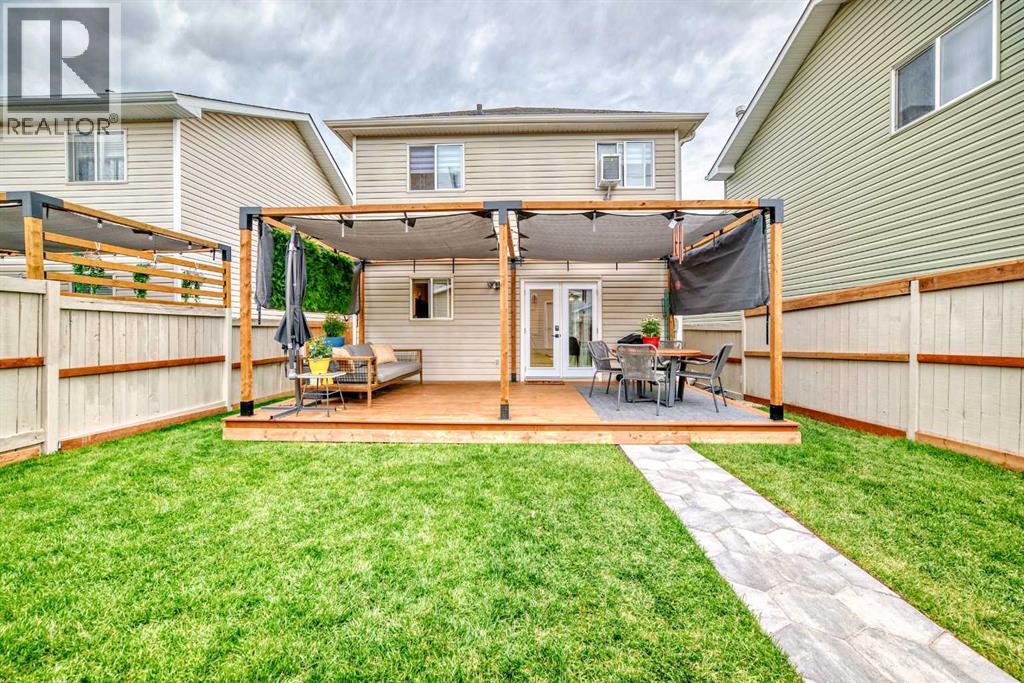 Single Family House for Sale in  Bridleglen Park SW Bridlewood Calgary 