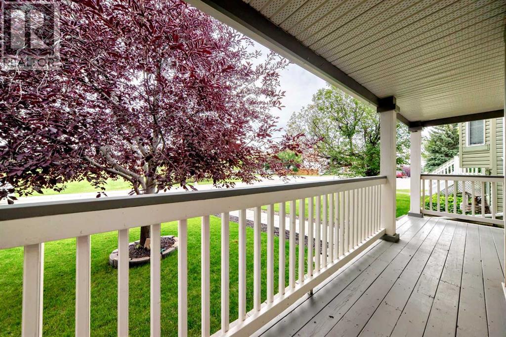 Single Family House for Sale in  Bridleglen Park SW Bridlewood Calgary 