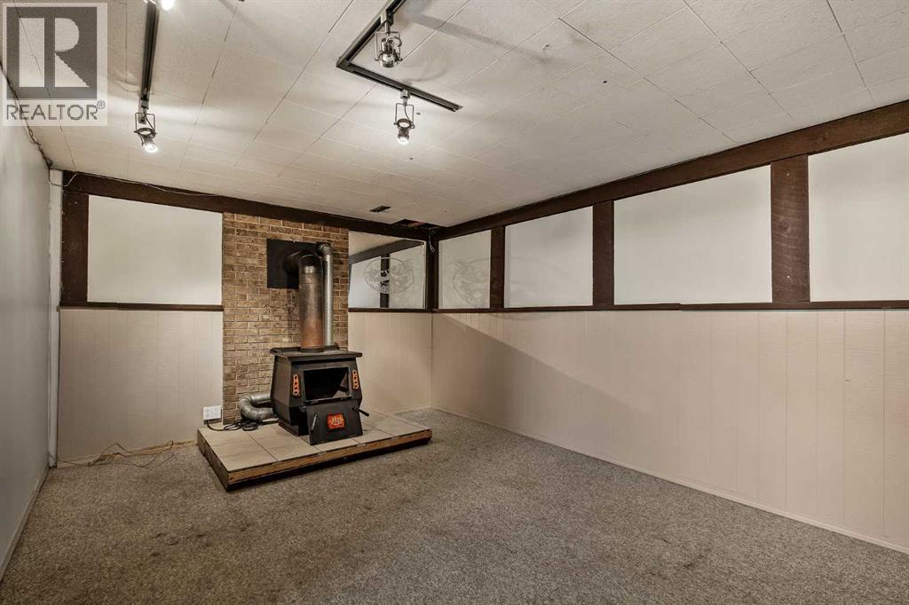 Single Family House Bungalow for Sale in  Hunterston Place NW Huntington Hills Calgary 