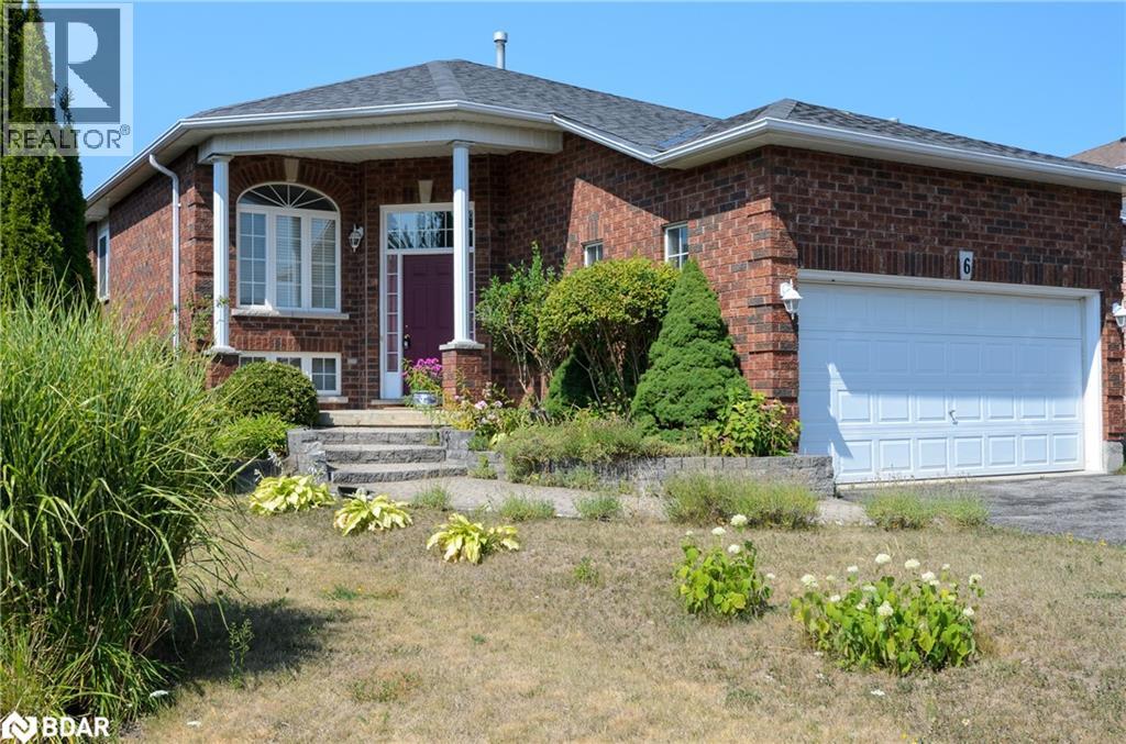 Photo 2 of 6 Brown Wood Drive, Barrie ON