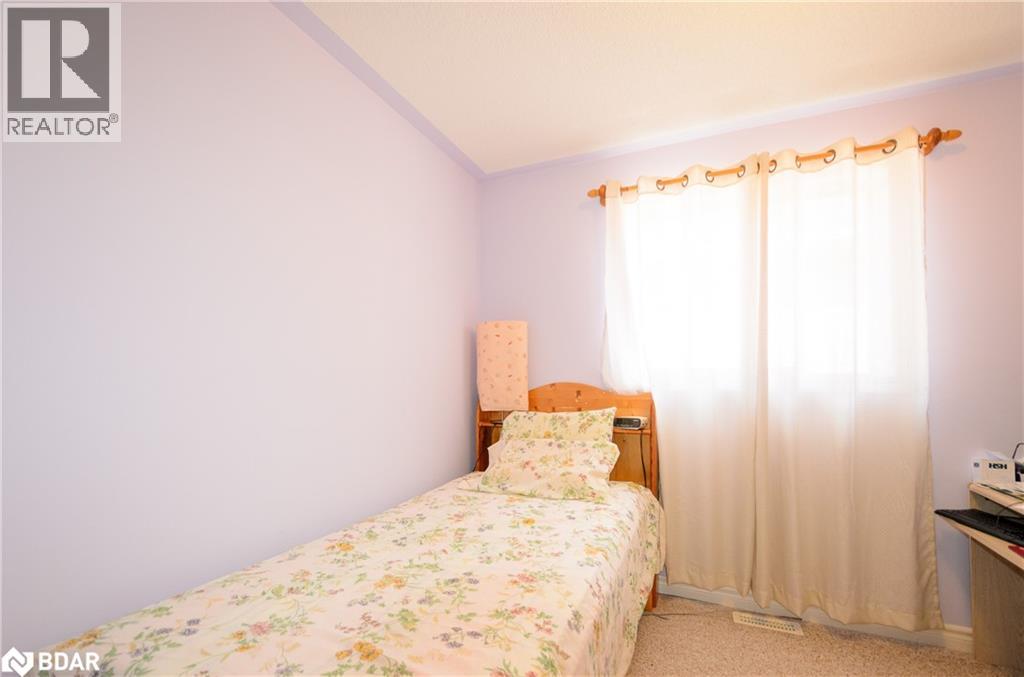 Photo 19 of 6 Brown Wood Drive, Barrie ON