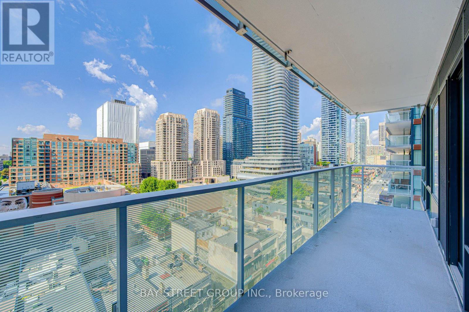 Photo 17 of 902 501 Yonge Street, Toronto ON