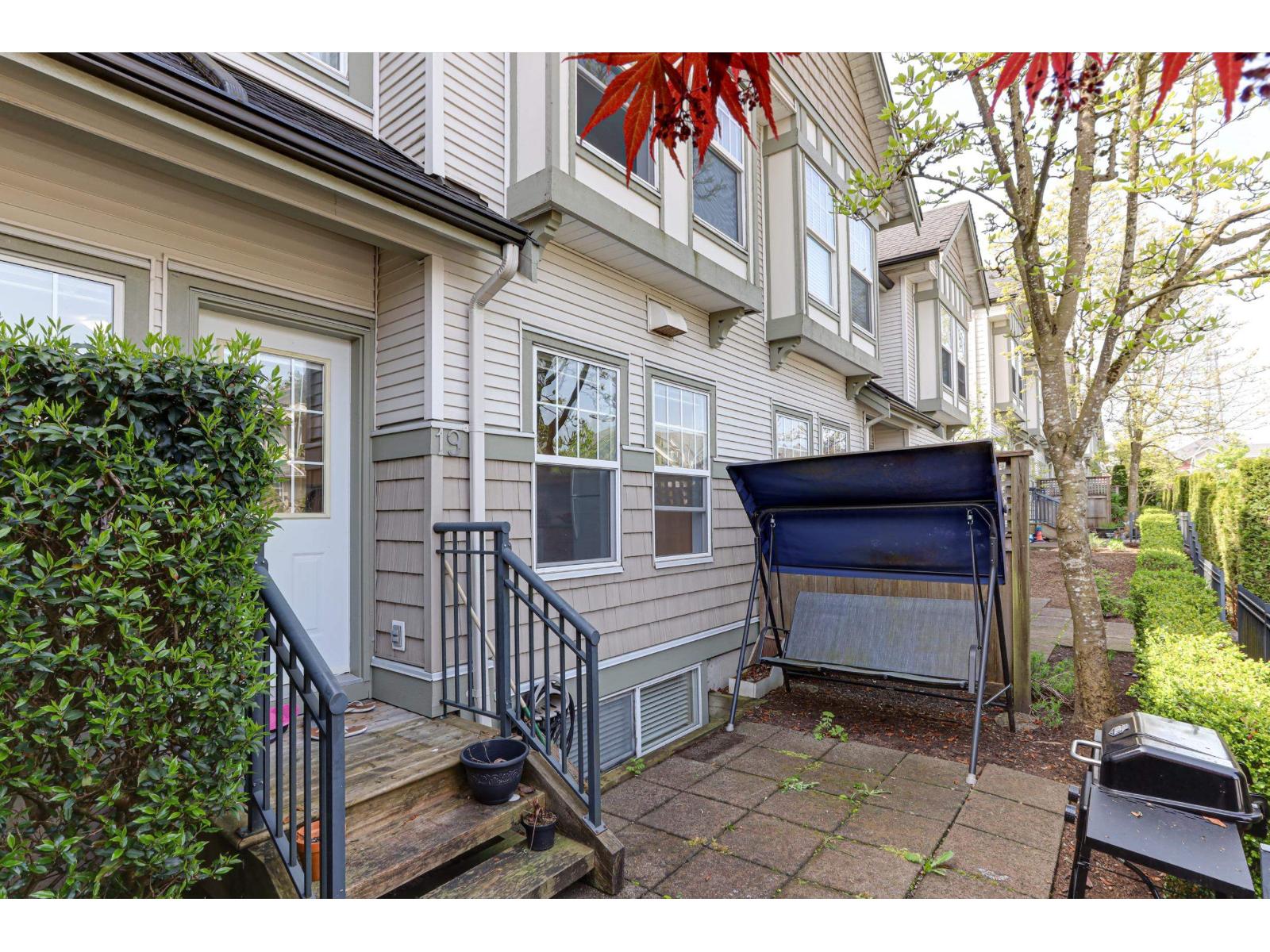 Photo 33 of 19 8638 159 Street, Surrey BC