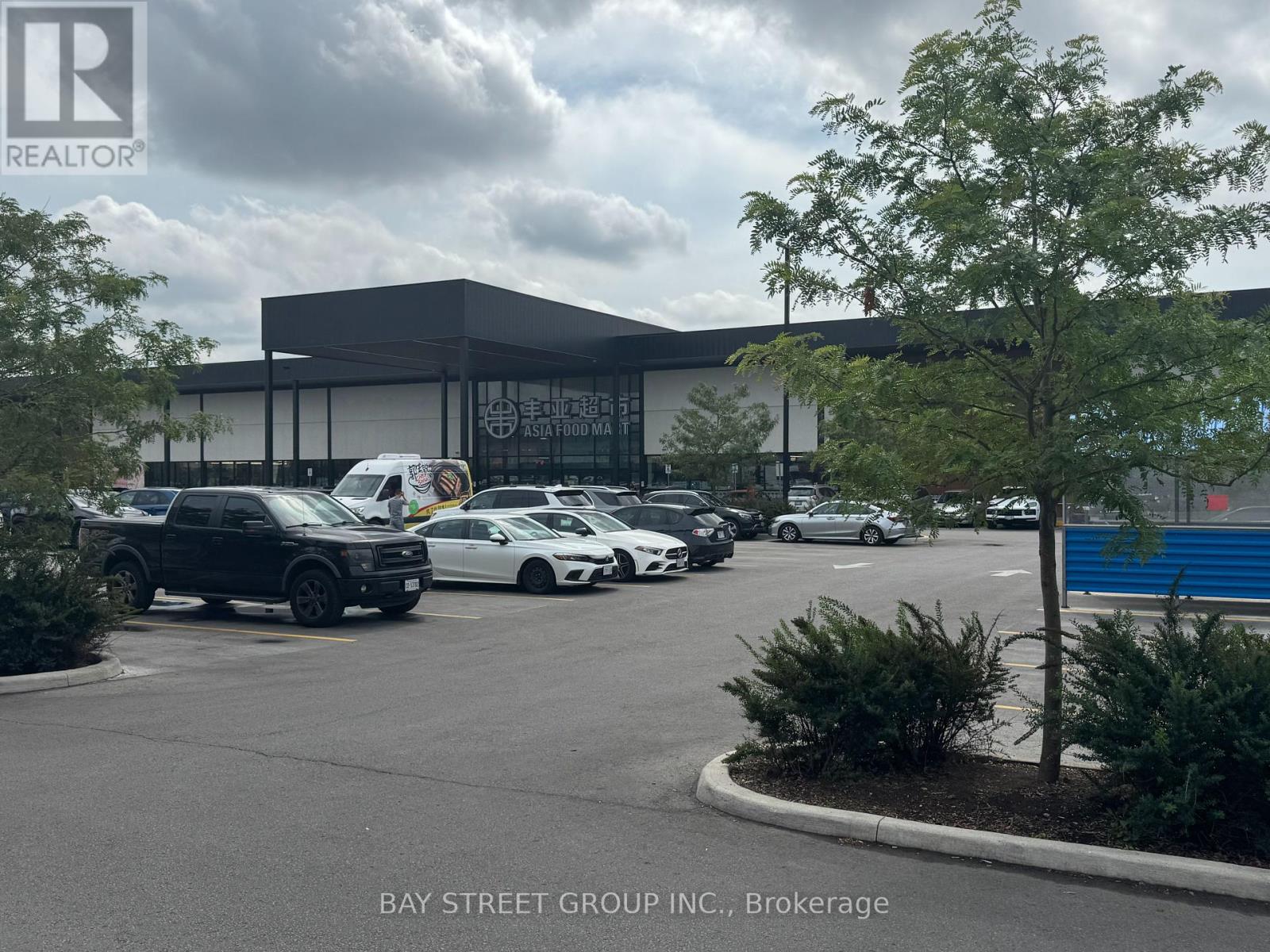 Photo 12 of 165 390 Silver Star Boulevard, Toronto ON