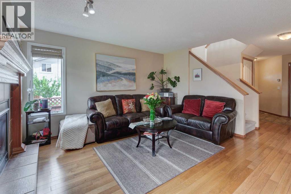 Single Family House for Sale in  Springborough Way SW Springbank Hill Calgary 