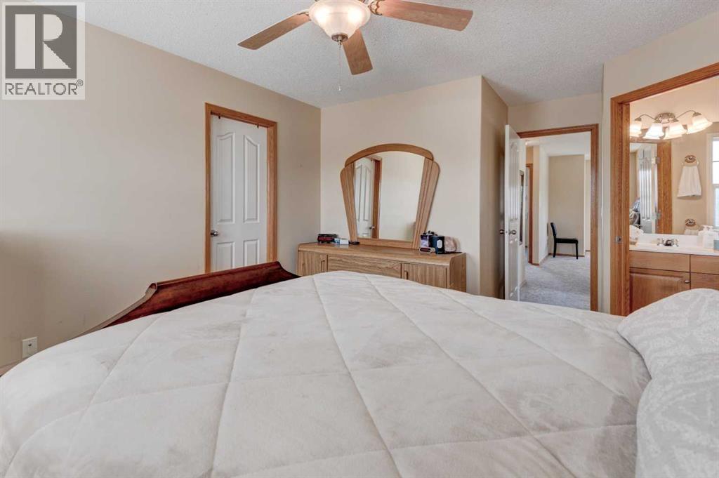 Single Family House for Sale in  Springborough Way SW Springbank Hill Calgary 