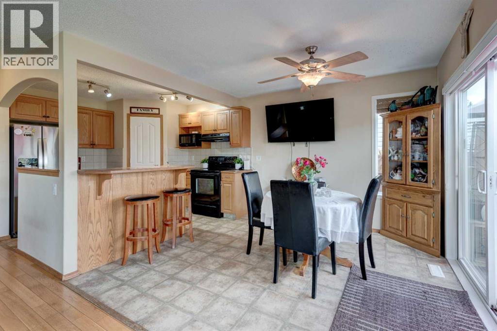 Single Family House for Sale in  Springborough Way SW Springbank Hill Calgary 
