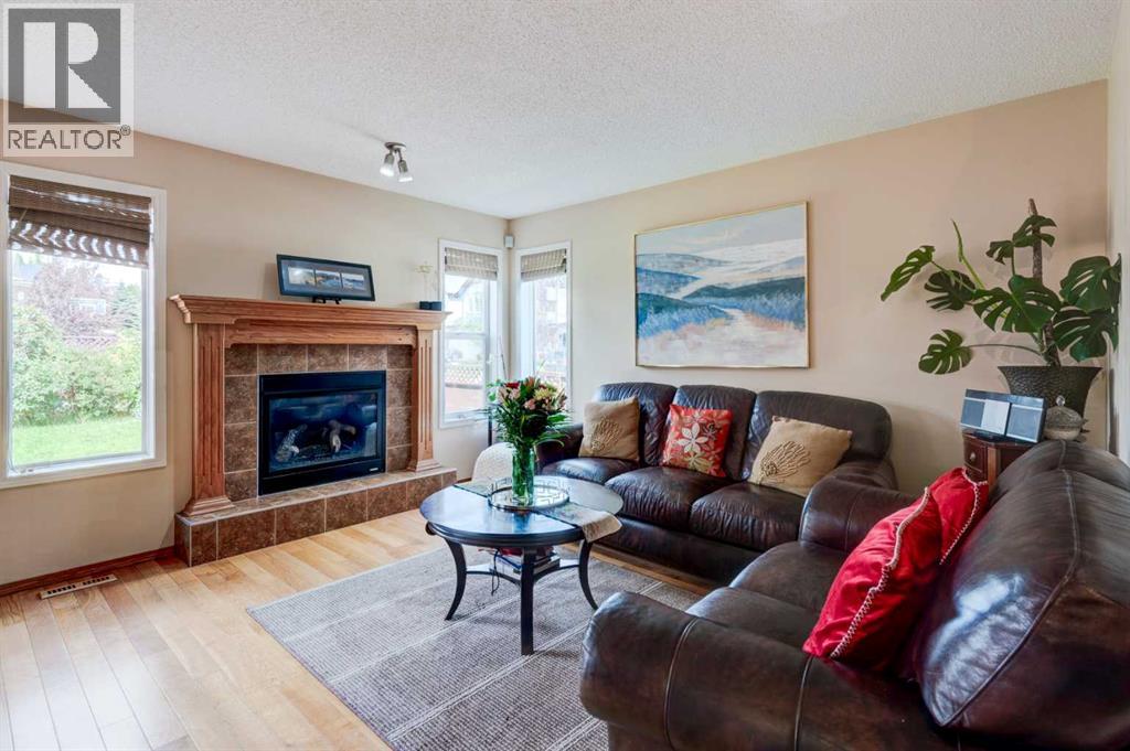 Single Family House for Sale in  Springborough Way SW Springbank Hill Calgary 