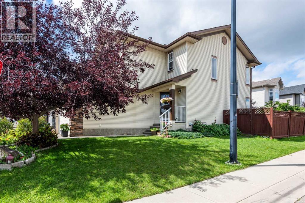 Single Family House for Sale in  Springborough Way SW Springbank Hill Calgary 