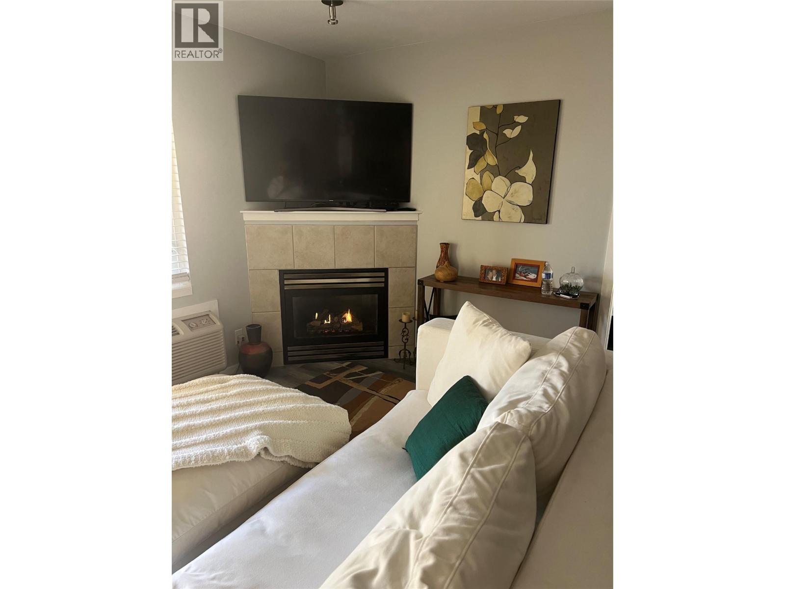 7600 COTTONWOOD Drive Unit# 315, Osoyoos