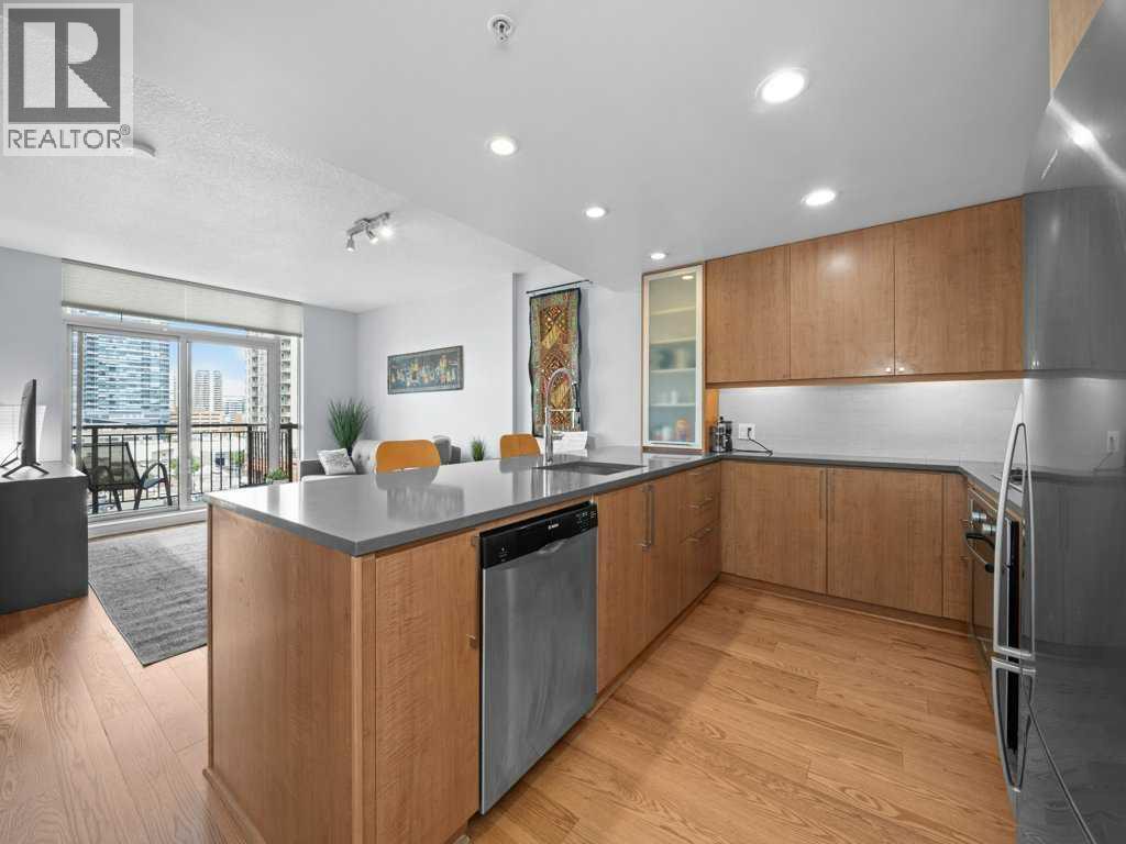 Single Family House for Sale in    Avenue SW Beltline Calgary 